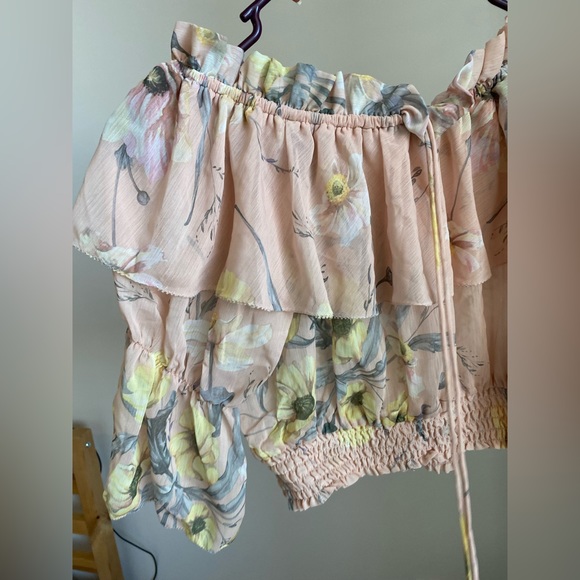 H&M hm Off the Shoulder Ruffle Beige Pink Yellow Floral Print Chiffon Top 2 NWT - Picture 14 of 16